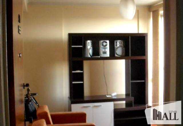 Apartamento à venda com 3 quartos, 105m² - Foto 1