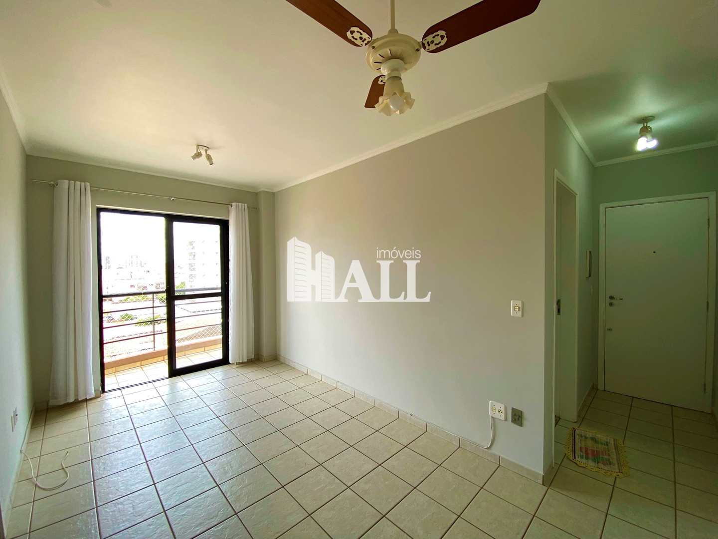 Apartamento à venda com 1 quarto, 48m² - Foto 1