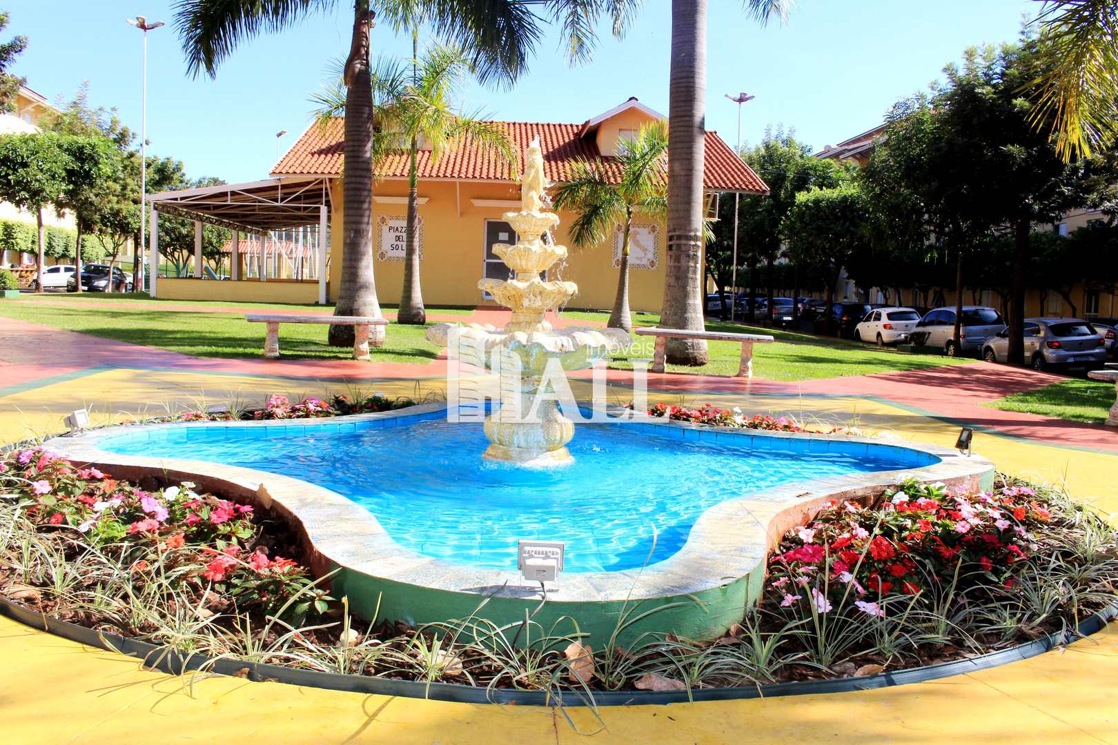 Apartamento à venda com 2 quartos, 61m² - Foto 1