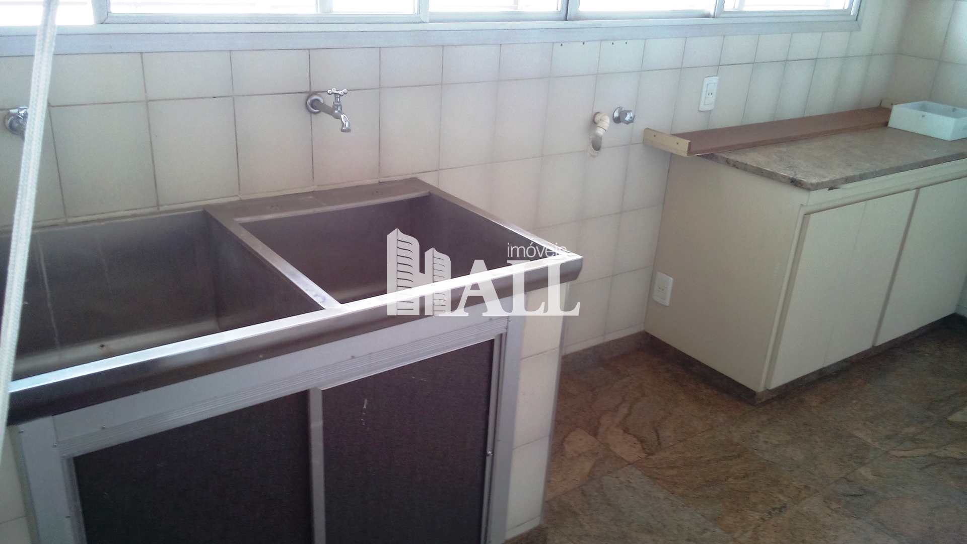 Apartamento à venda com 3 quartos, 220m² - Foto 8