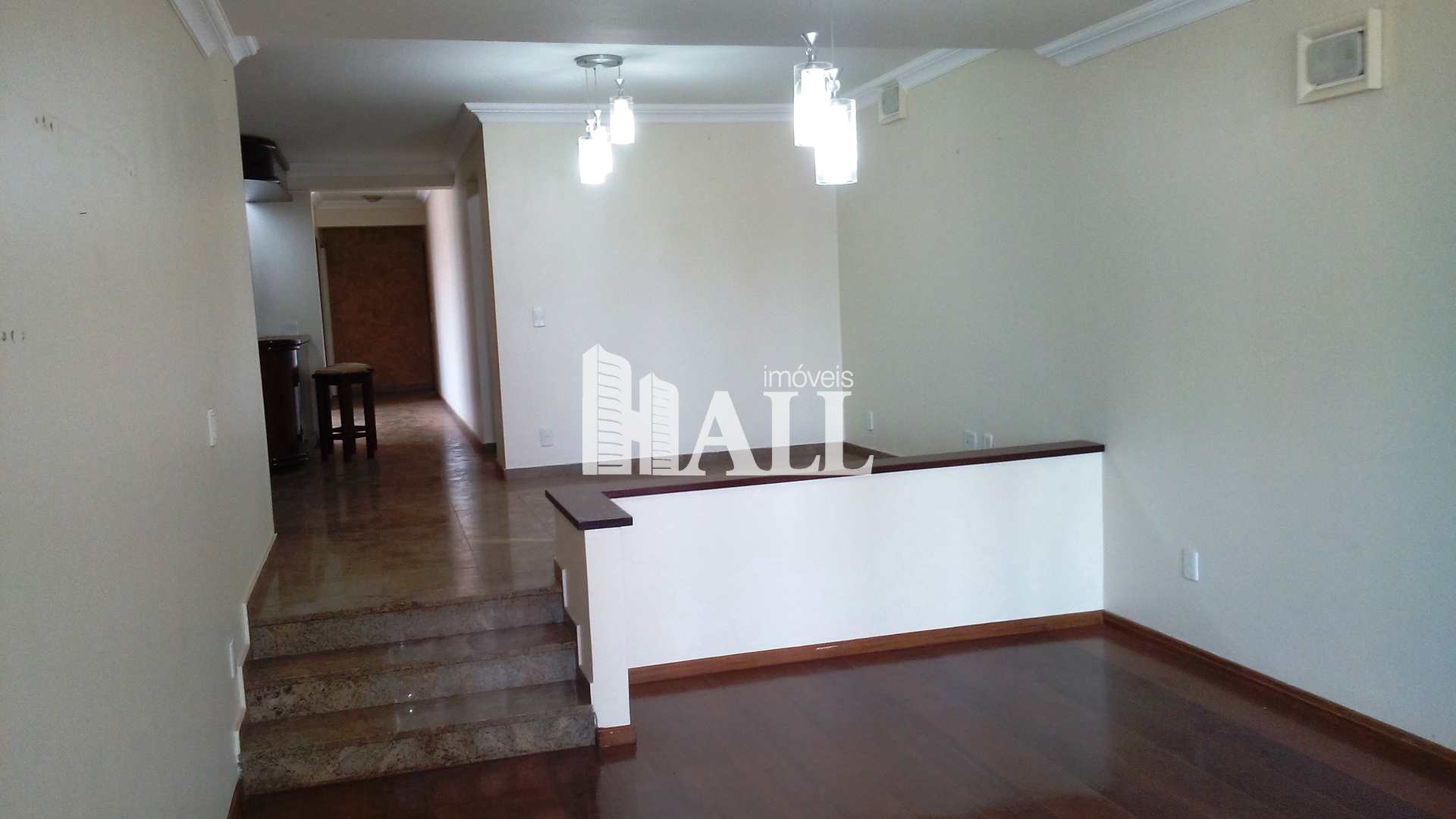 Apartamento à venda com 3 quartos, 220m² - Foto 2