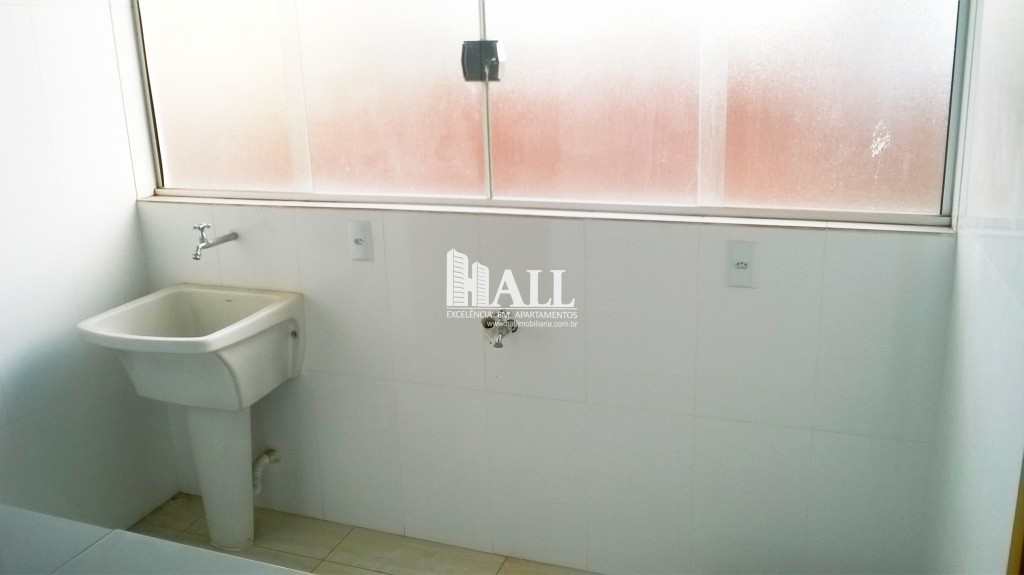 Apartamento à venda com 2 quartos, 70m² - Foto 11