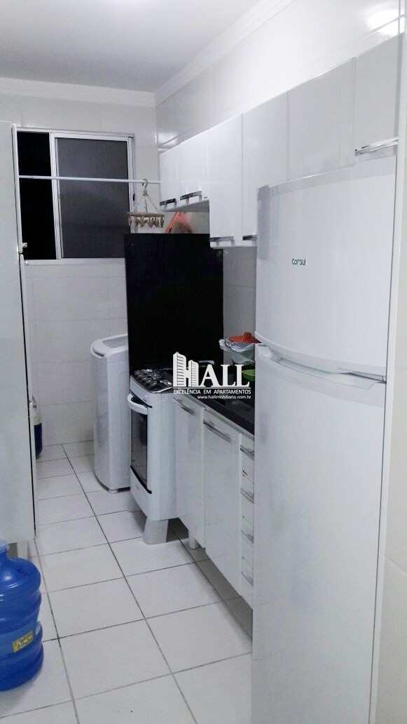 Apartamento à venda com 2 quartos, 50m² - Foto 4