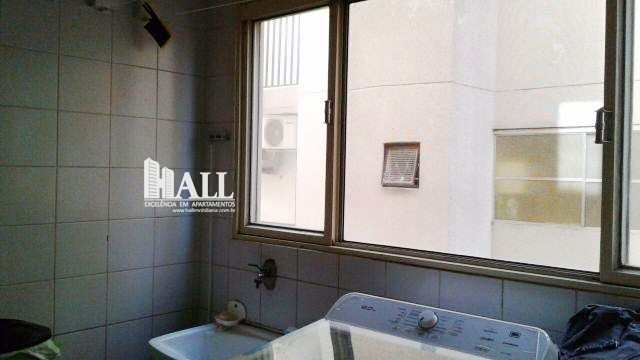 Apartamento à venda com 3 quartos, 110m² - Foto 2