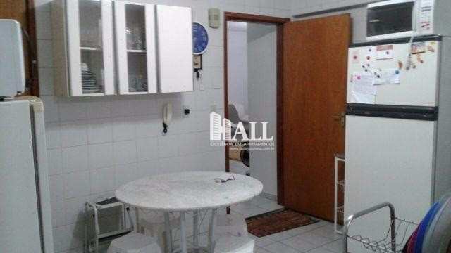 Apartamento à venda com 3 quartos, 110m² - Foto 11