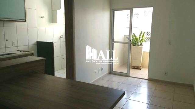 Apartamento à venda com 2 quartos, 60m² - Foto 2