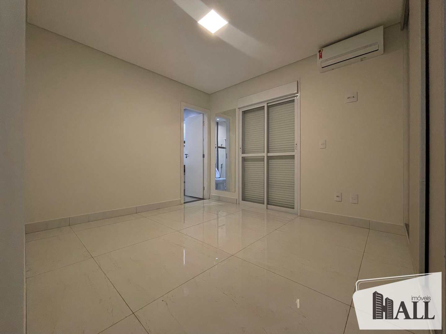 Casa de Condomínio à venda com 4 quartos, 340m² - Foto 9