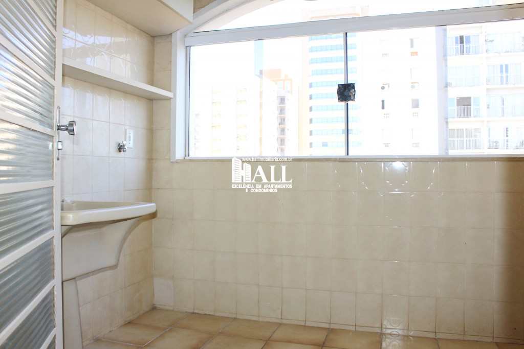 Apartamento à venda com 3 quartos, 185m² - Foto 14