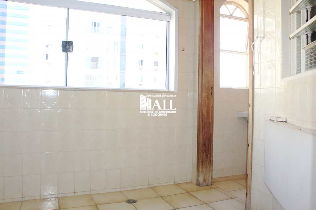 Apartamento à venda com 3 quartos, 185m² - Foto 15