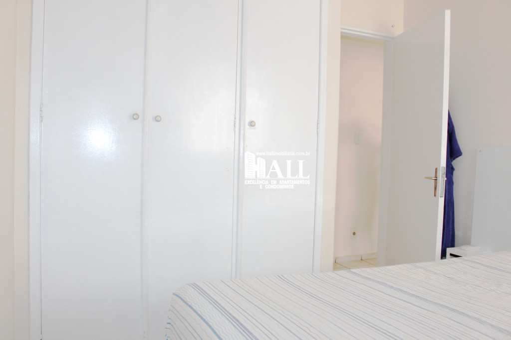 Apartamento à venda com 2 quartos, 60m² - Foto 3