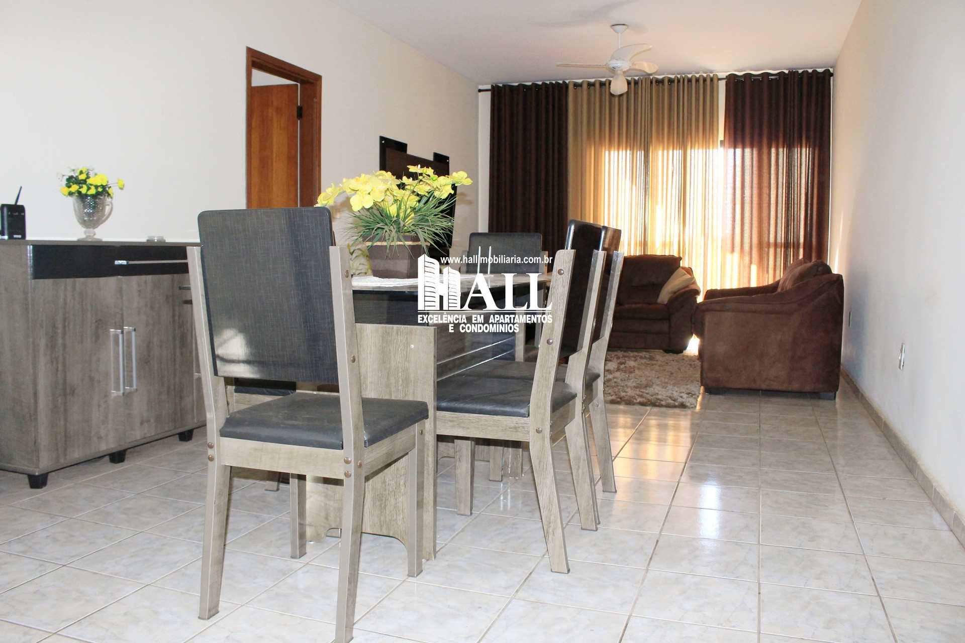 Apartamento à venda com 3 quartos, 80m² - Foto 2