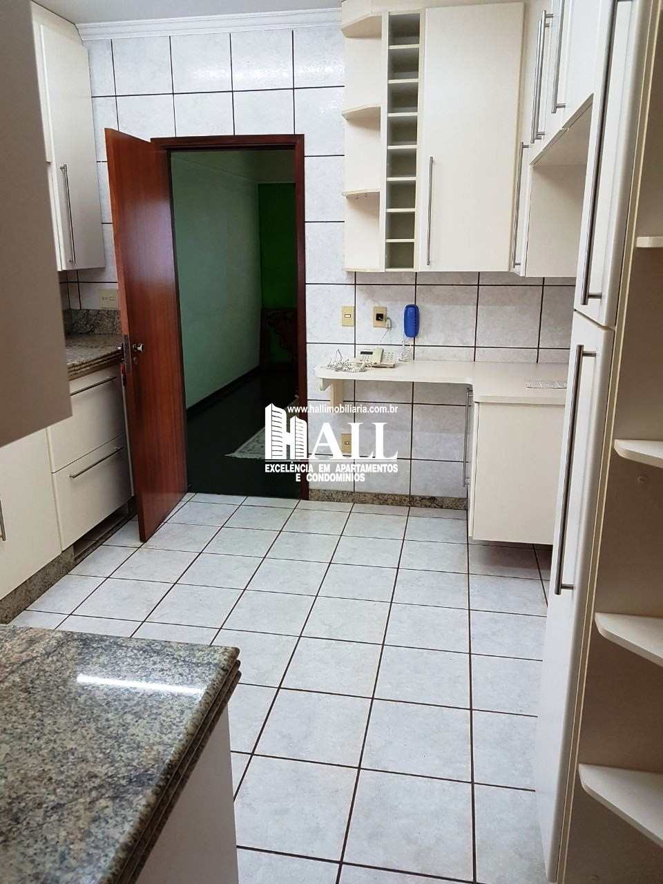 Apartamento à venda com 5 quartos, 205m² - Foto 11