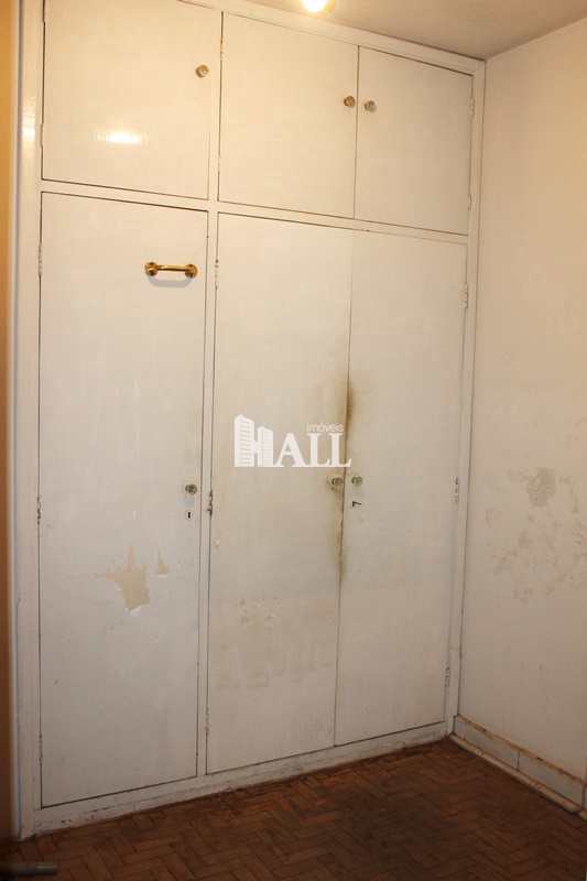 Apartamento com 4 quartos à venda, 220m² — foto 17 de 18