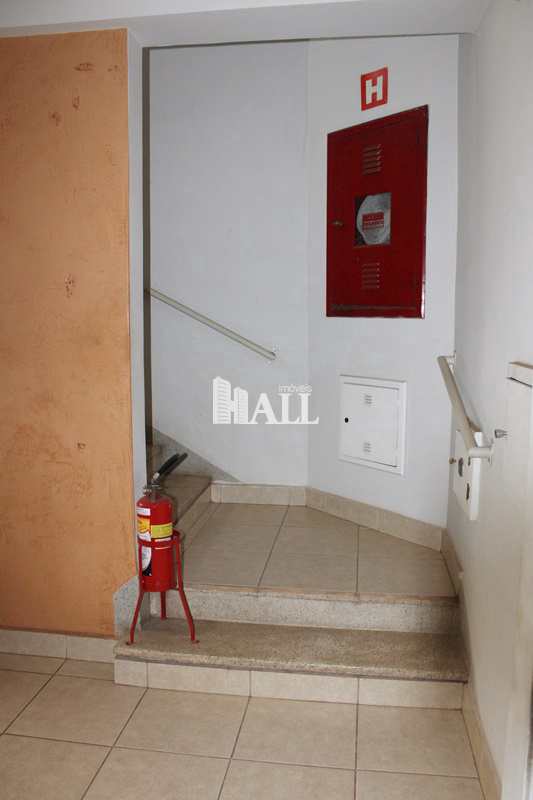 Apartamento com 4 quartos à venda, 220m² — foto 16 de 18