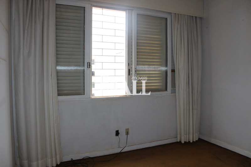 Apartamento com 4 quartos à venda, 220m² — foto 6 de 18