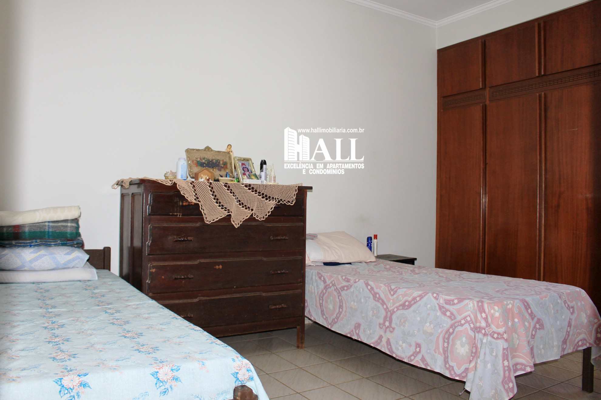 Apartamento à venda com 2 quartos, 70m² - Foto 5