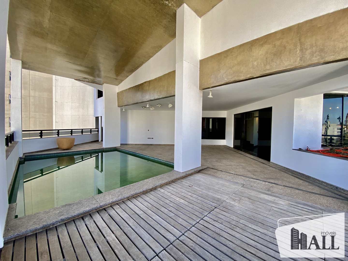 Apartamento à venda com 4 quartos, 475m² - Foto 2