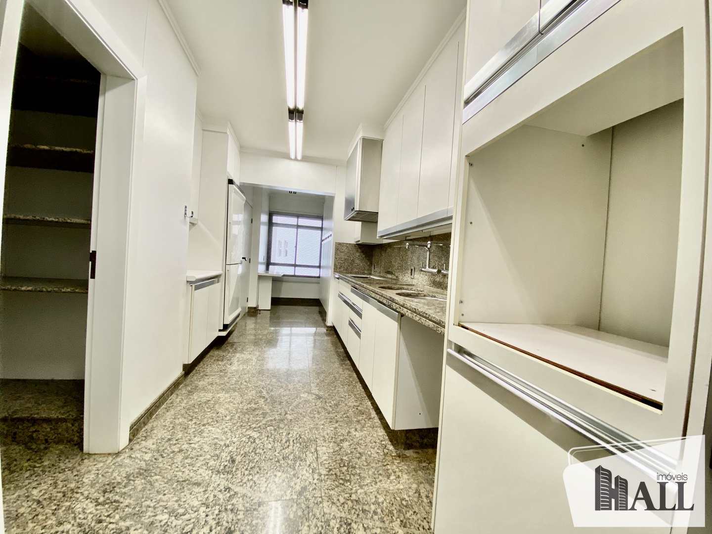 Apartamento à venda com 4 quartos, 475m² - Foto 8