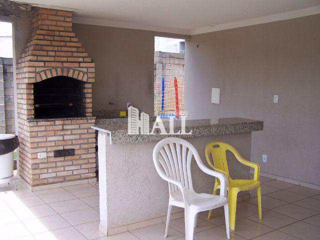 Apartamento à venda com 2 quartos, 58m² - Foto 2