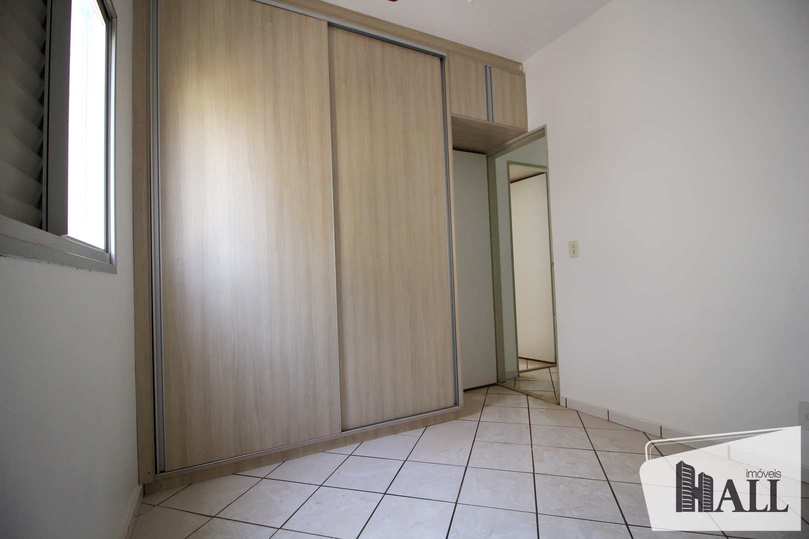 Apartamento à venda com 2 quartos, 55m² - Foto 3