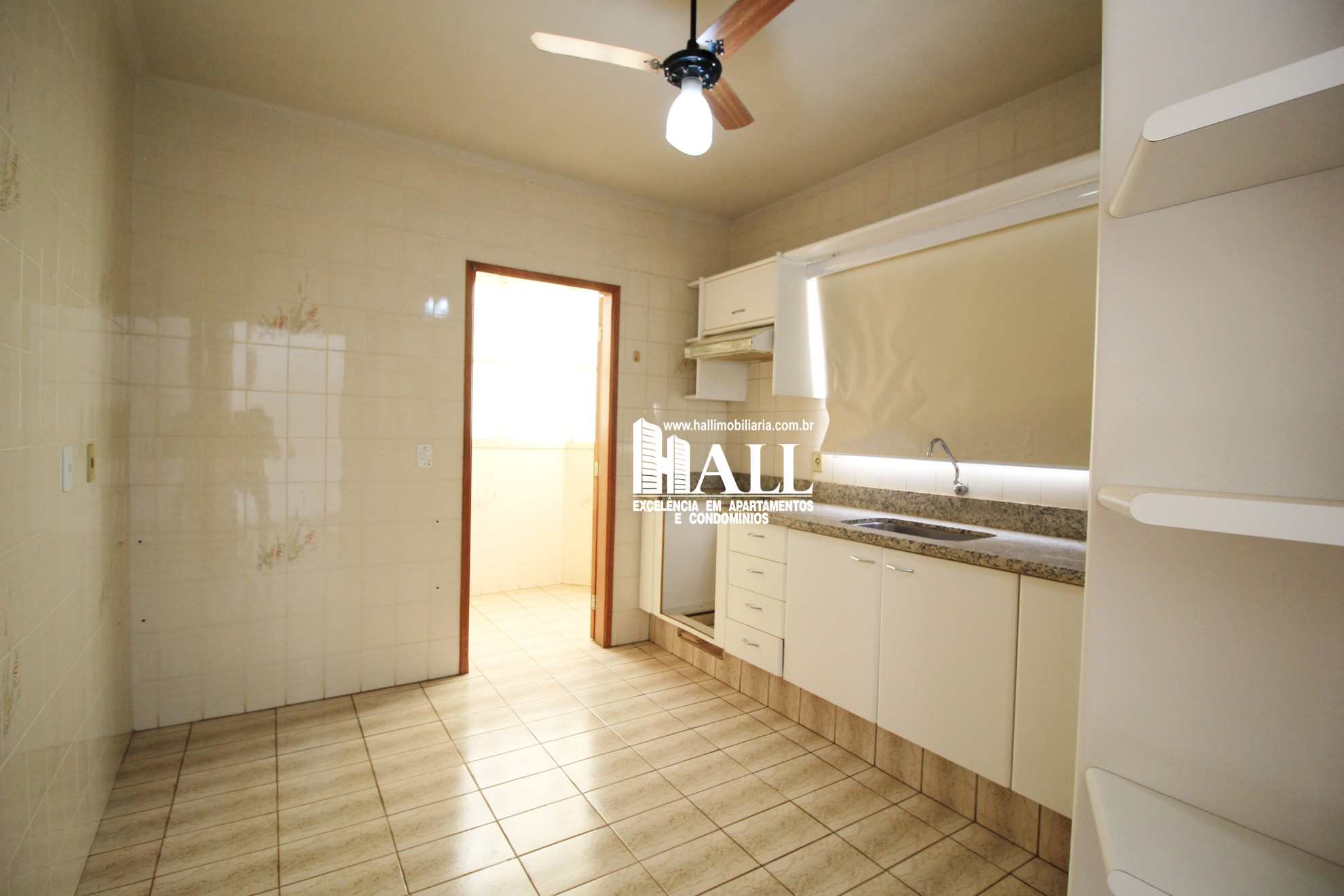 Apartamento à venda com 2 quartos, 75m² - Foto 10