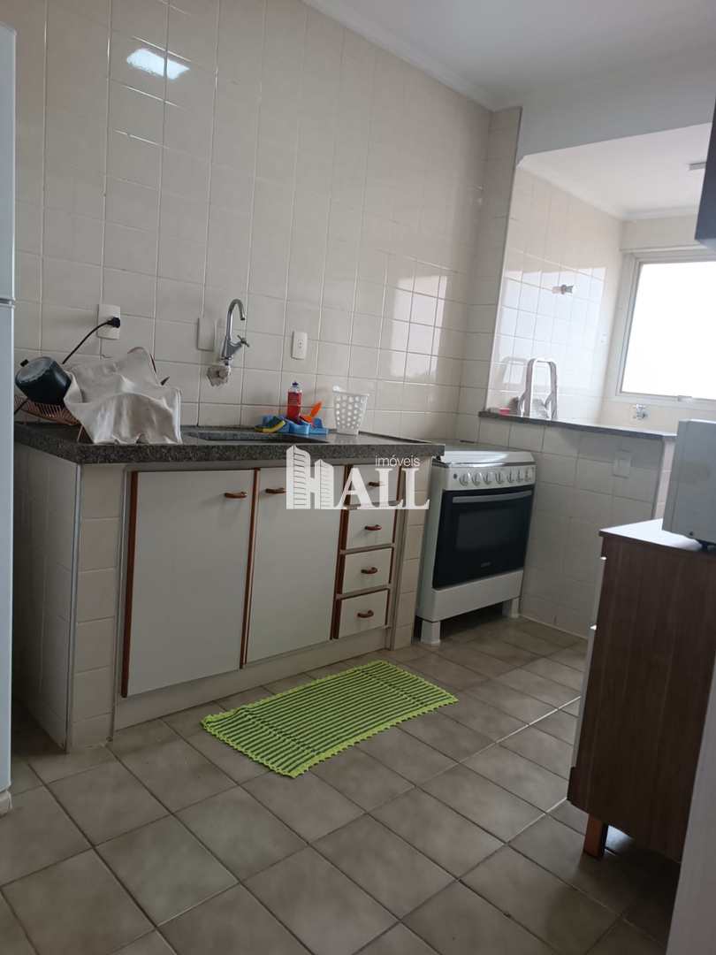 Apartamento à venda com 1 quarto, 47m² - Foto 2