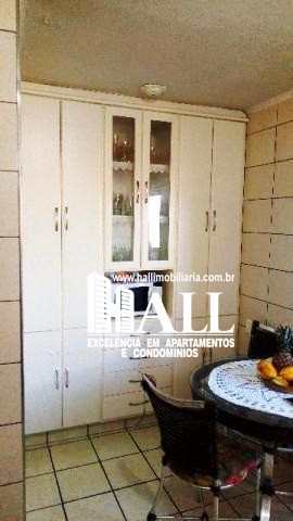 Apartamento à venda com 3 quartos, 96m² - Foto 3