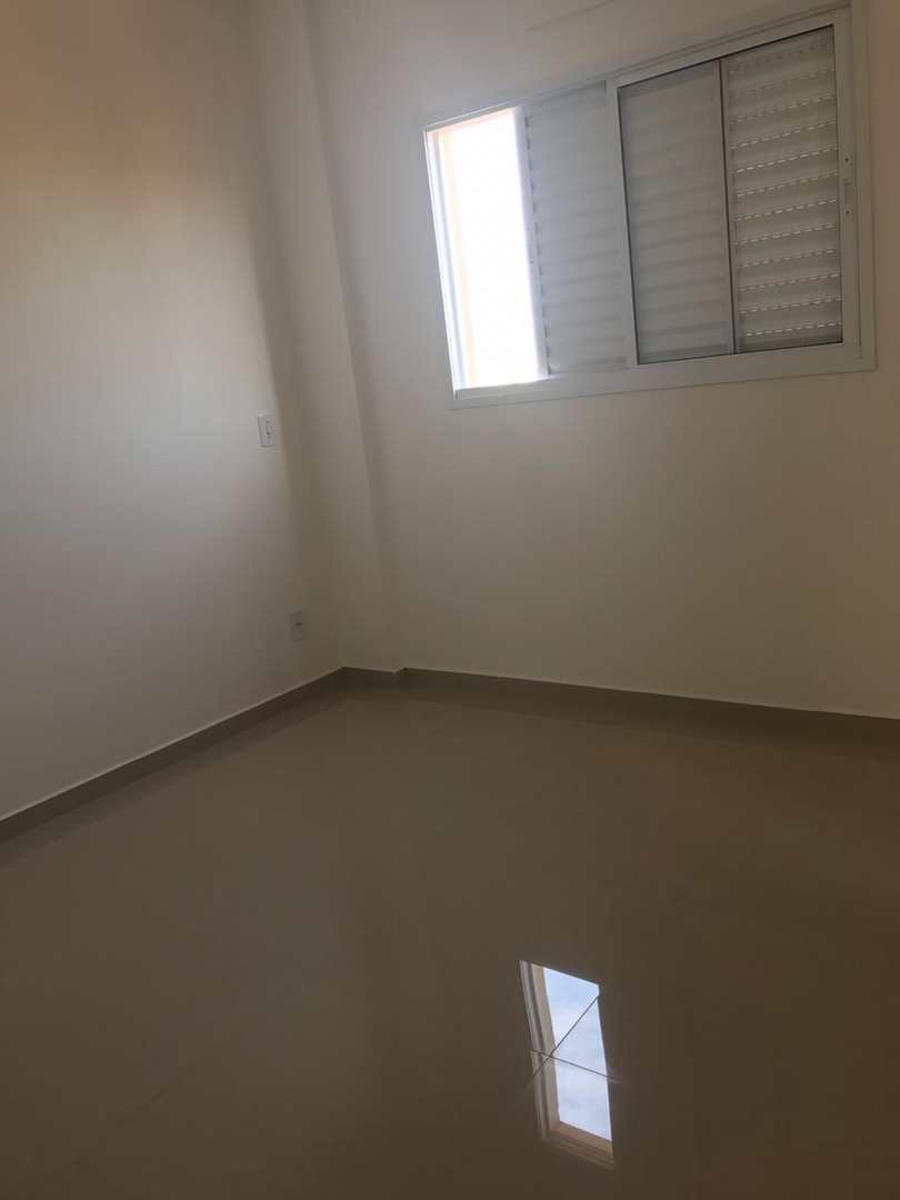 Apartamento à venda com 2 quartos, 64m² - Foto 5