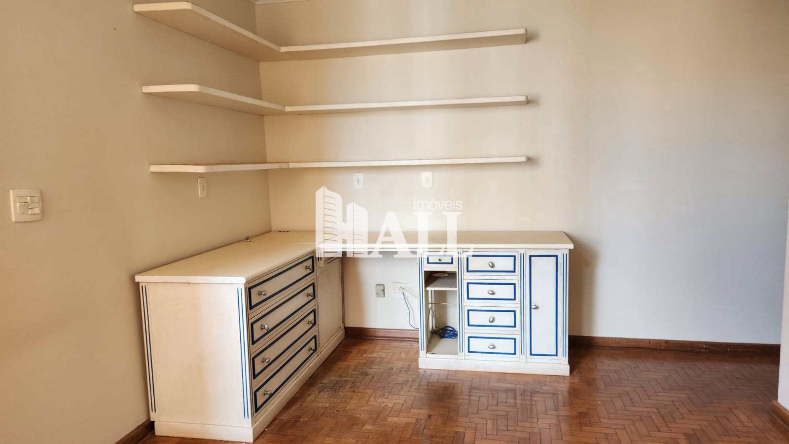 Apartamento à venda com 3 quartos, 110m² - Foto 11