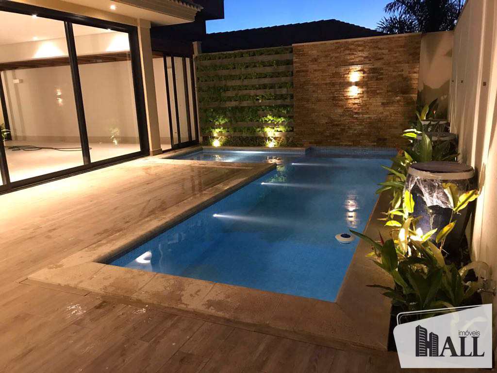 Casa de Condomínio à venda com 4 quartos, 423m² - Foto 1