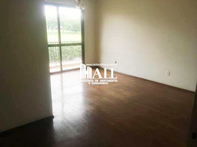 Apartamento à venda com 3 quartos, 100m² - Foto 2