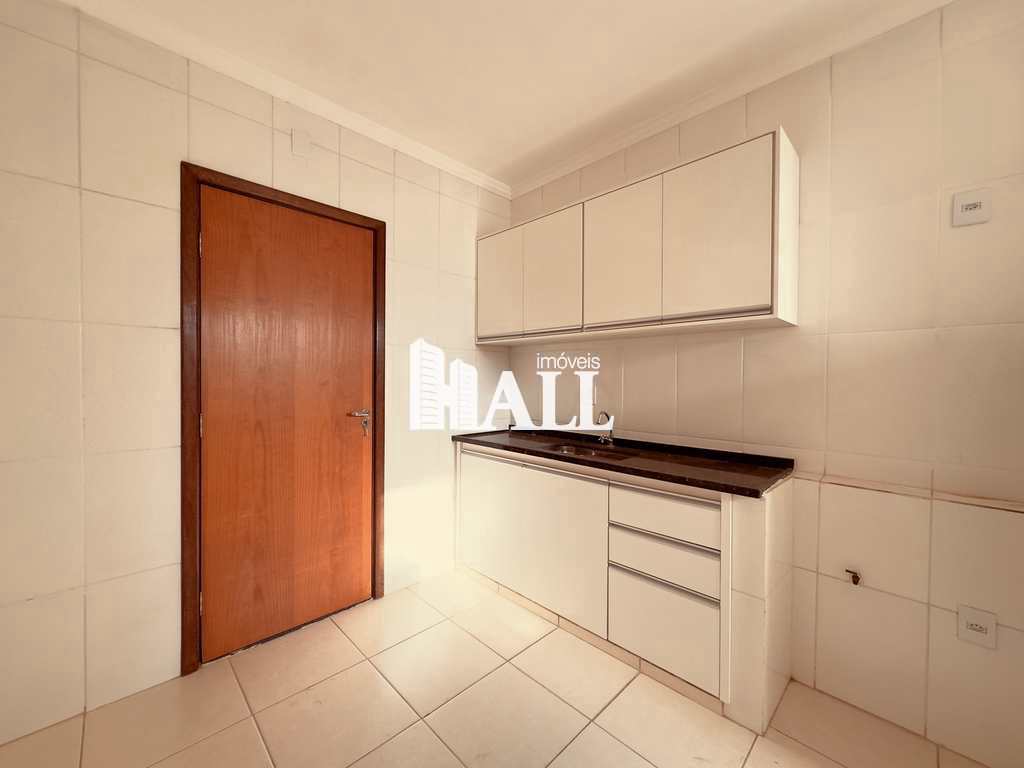 Apartamento à venda com 2 quartos, 60m² - Foto 2