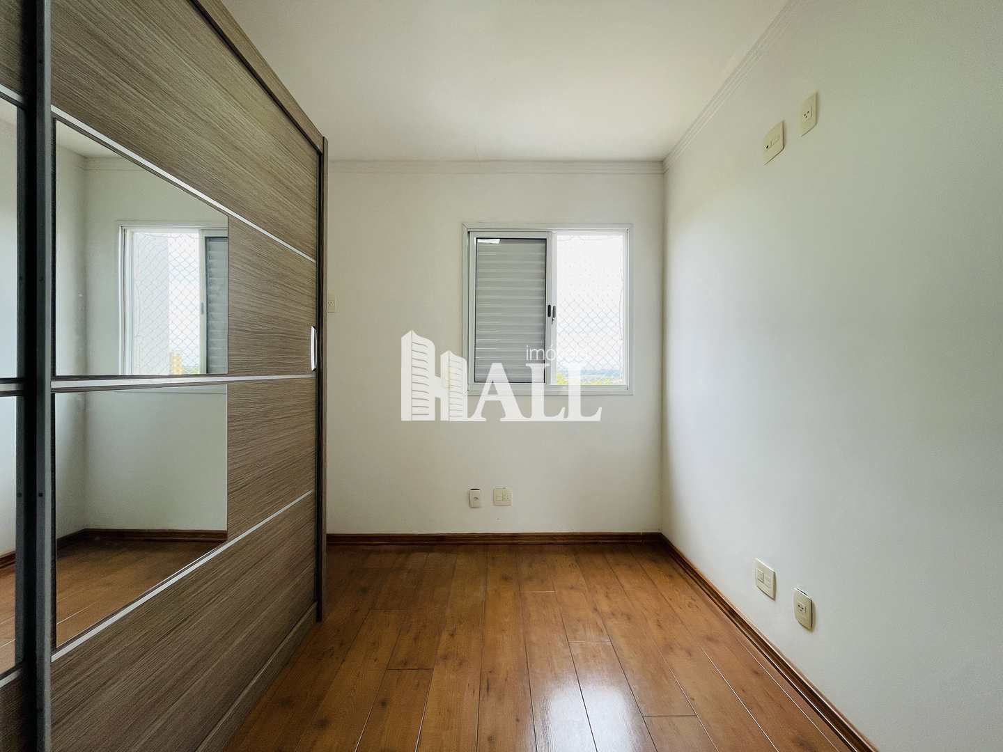 Casa de Condomínio à venda com 3 quartos, 130m² - Foto 2