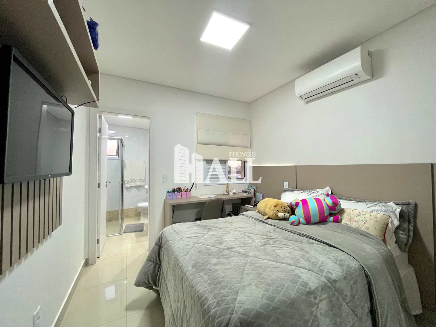 Apartamento à venda com 3 quartos, 130m² - Foto 22