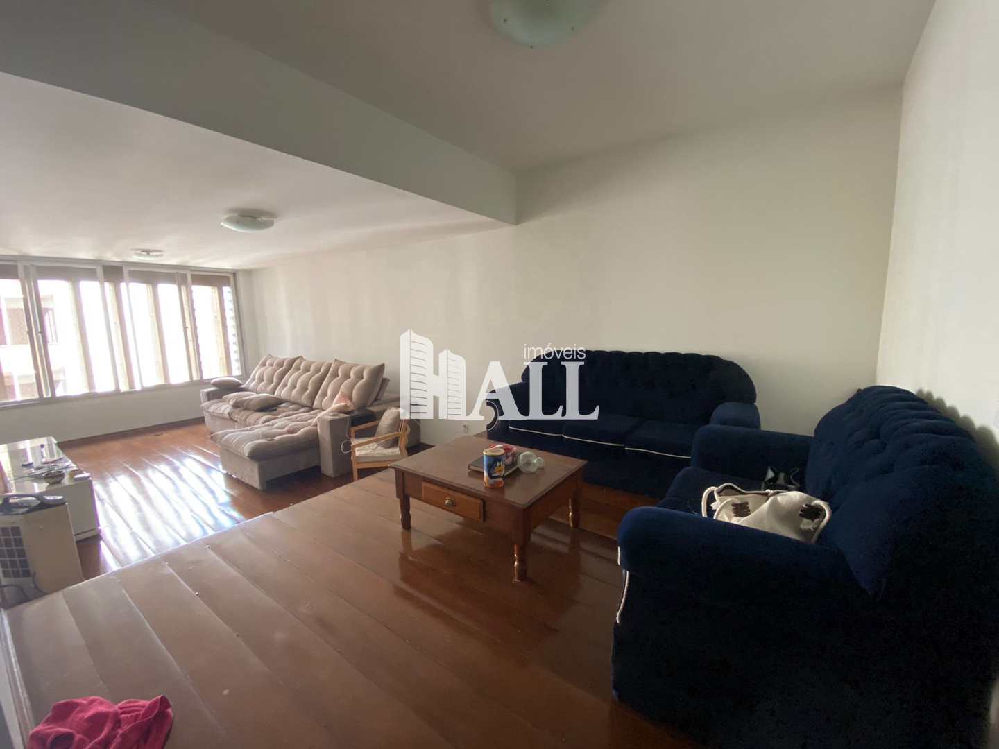 Apartamento à venda com 4 quartos, 274m² - Foto 1