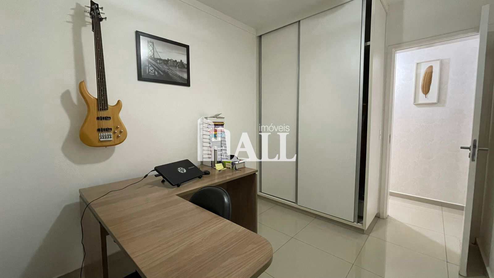 Apartamento à venda com 2 quartos, 67m² - Foto 3