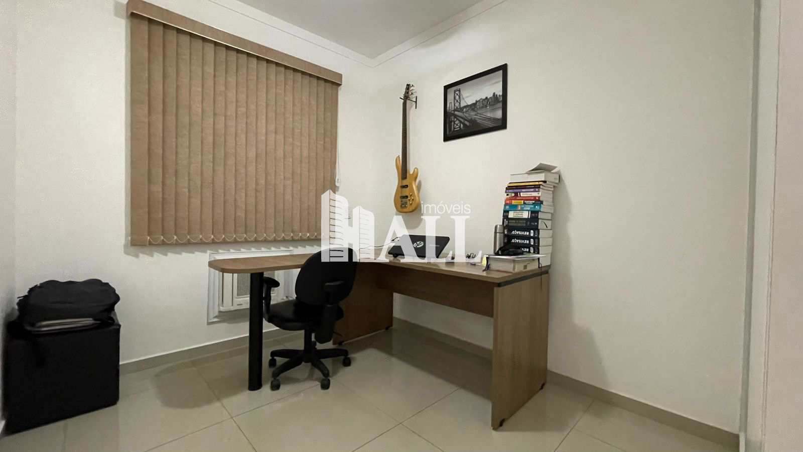 Apartamento à venda com 2 quartos, 67m² - Foto 2