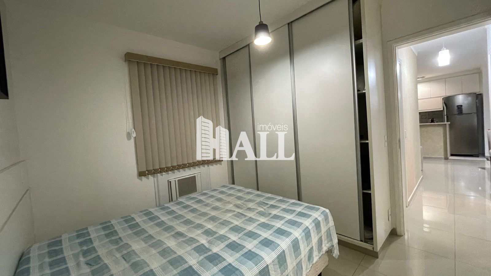 Apartamento à venda com 2 quartos, 67m² - Foto 4