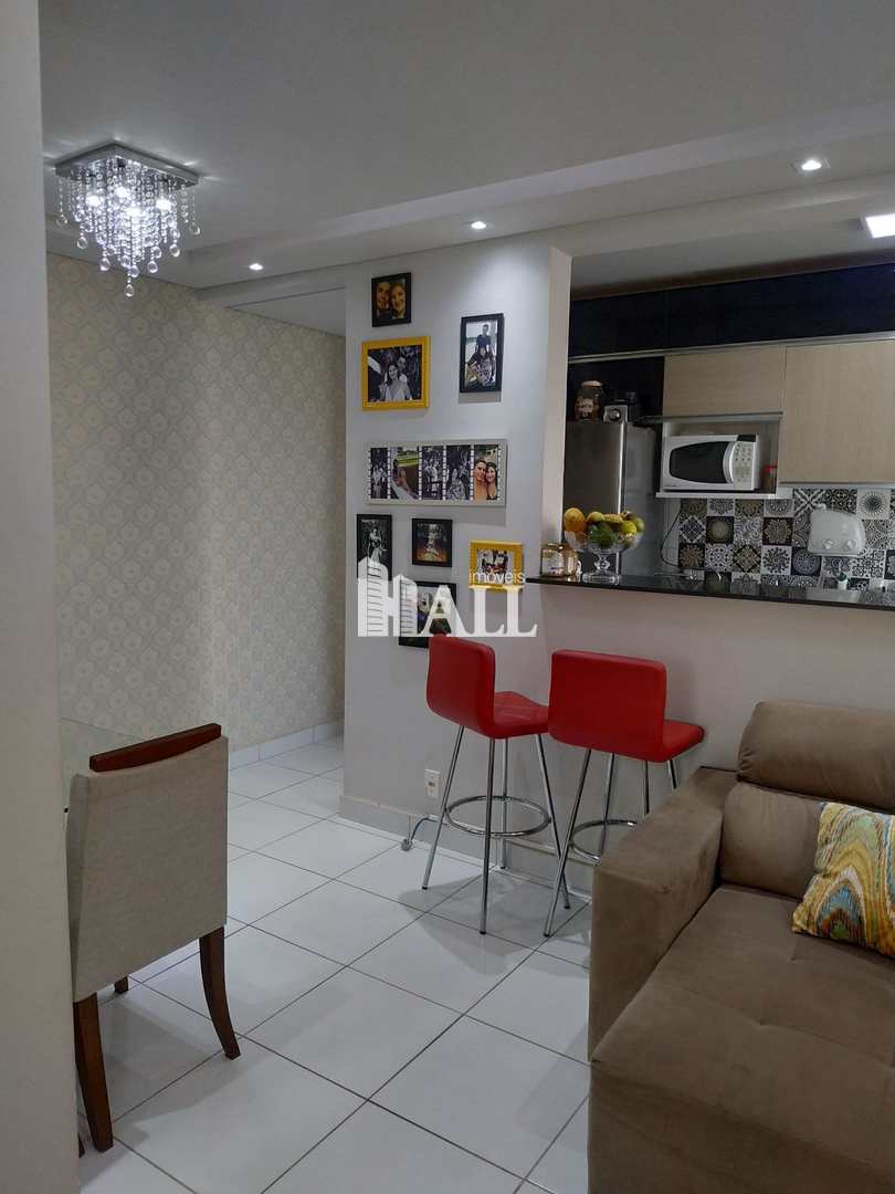 Apartamento à venda com 2 quartos, 42m² - Foto 4