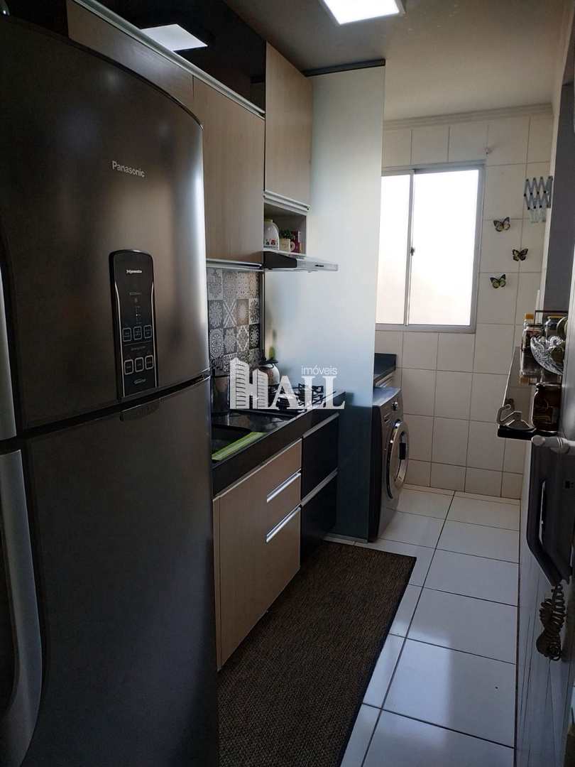 Apartamento à venda com 2 quartos, 42m² - Foto 11