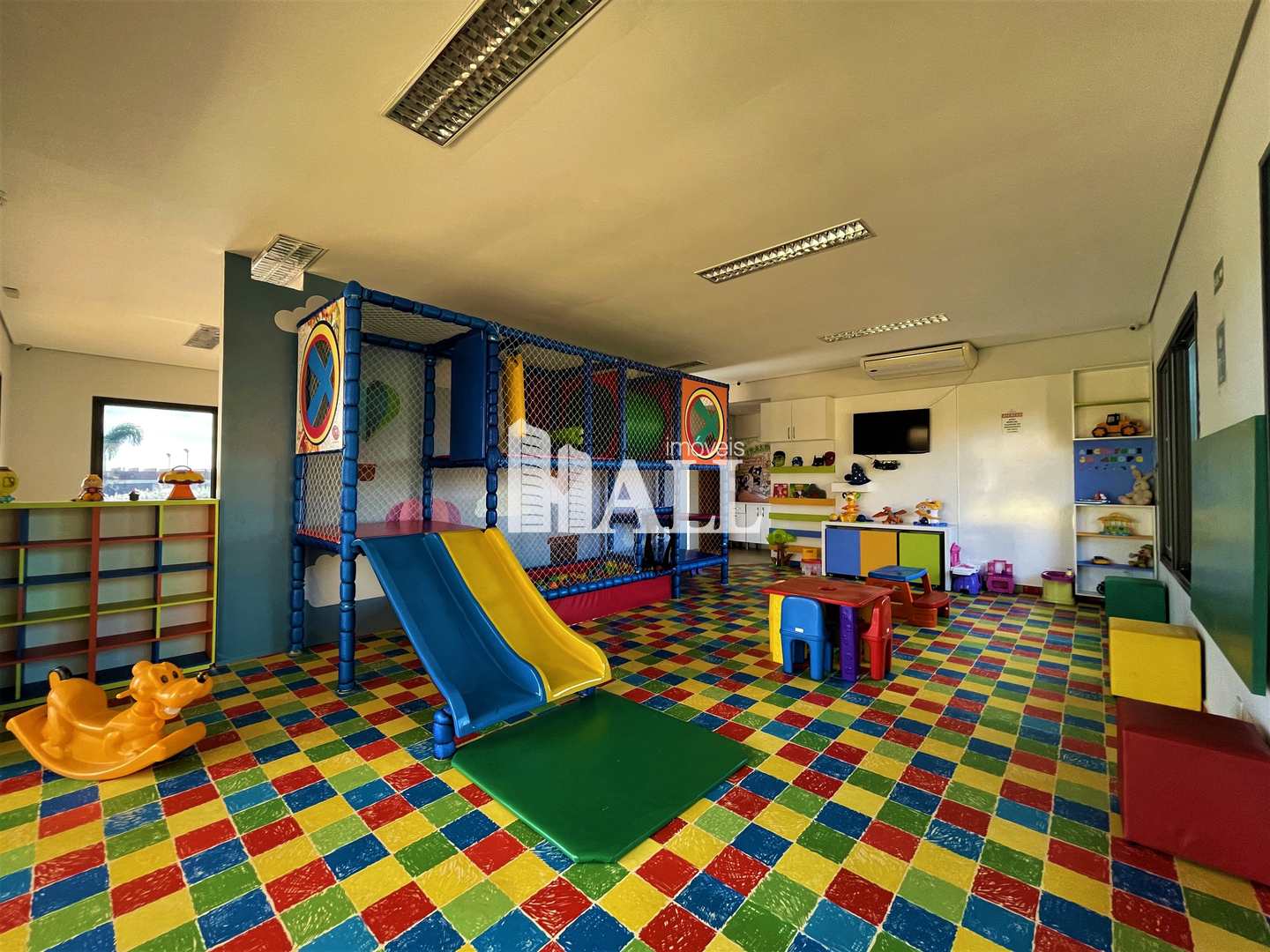 Casa de Condomínio à venda com 3 quartos, 210m² - Foto 29