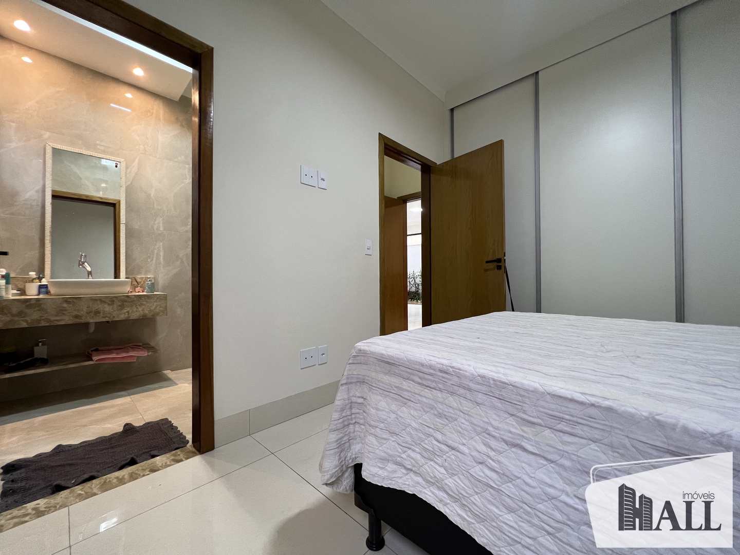 Casa de Condomínio à venda com 3 quartos, 205m² - Foto 13