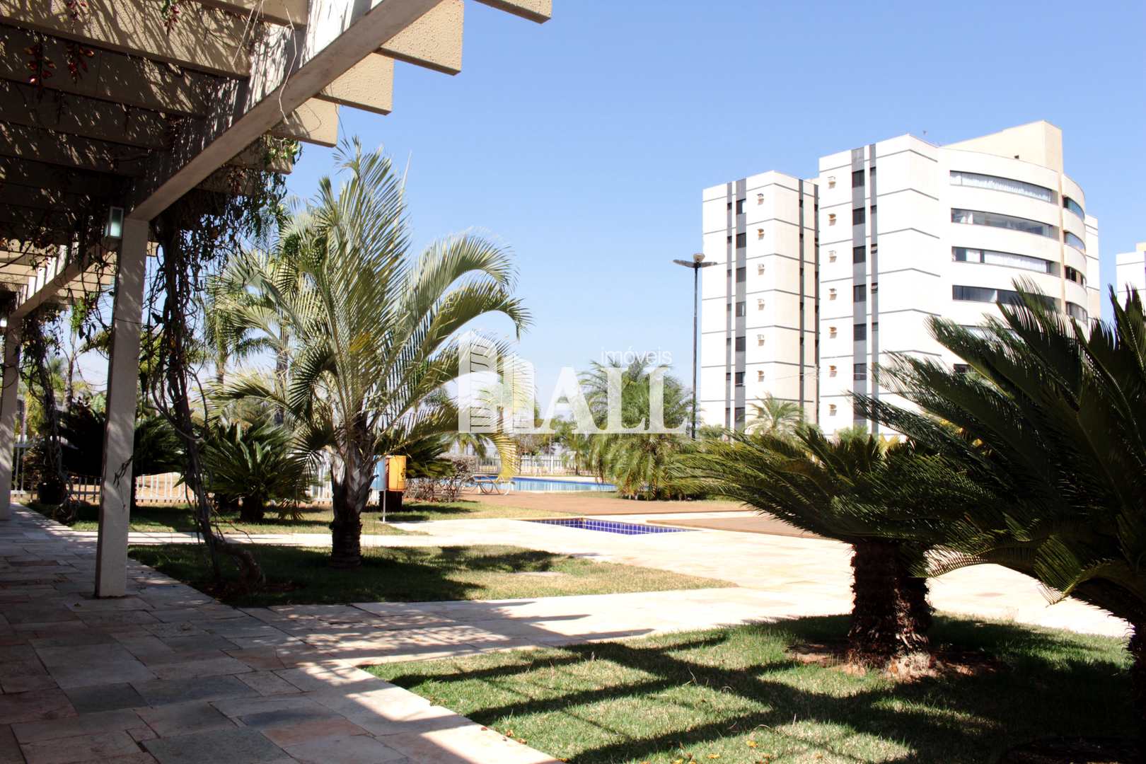 Apartamento à venda com 3 quartos, 158m² - Foto 35