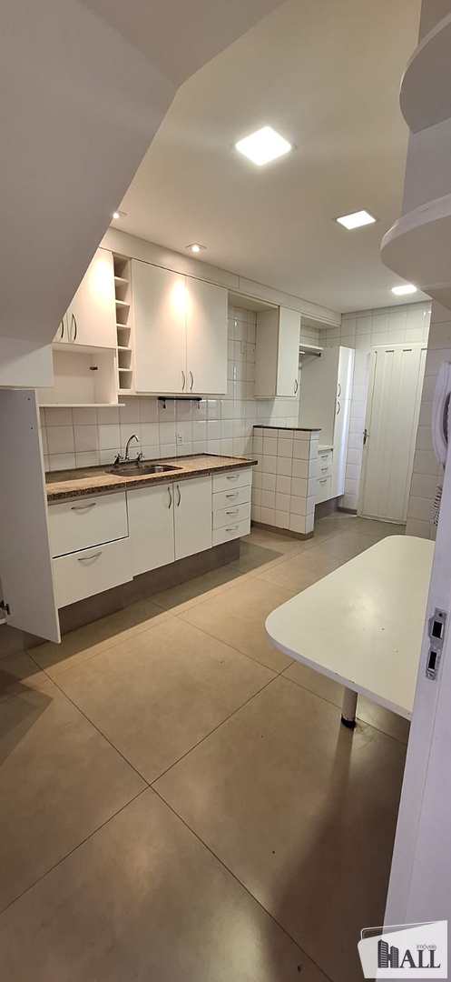 Casa de Condomínio à venda com 3 quartos, 142m² - Foto 4