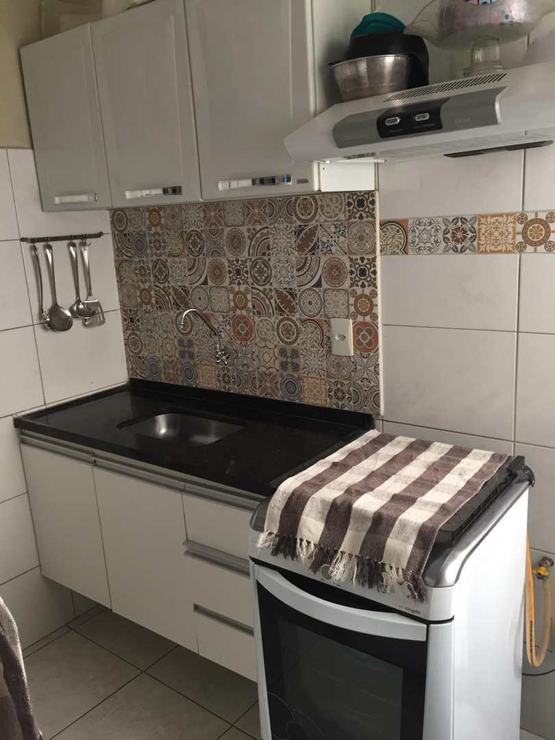 Apartamento à venda com 2 quartos, 65m² - Foto 4