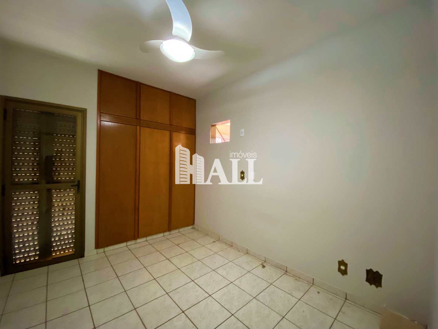 Apartamento à venda com 3 quartos, 136m² - Foto 11