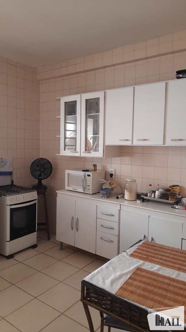 Apartamento à venda com 2 quartos, 70m² - Foto 4