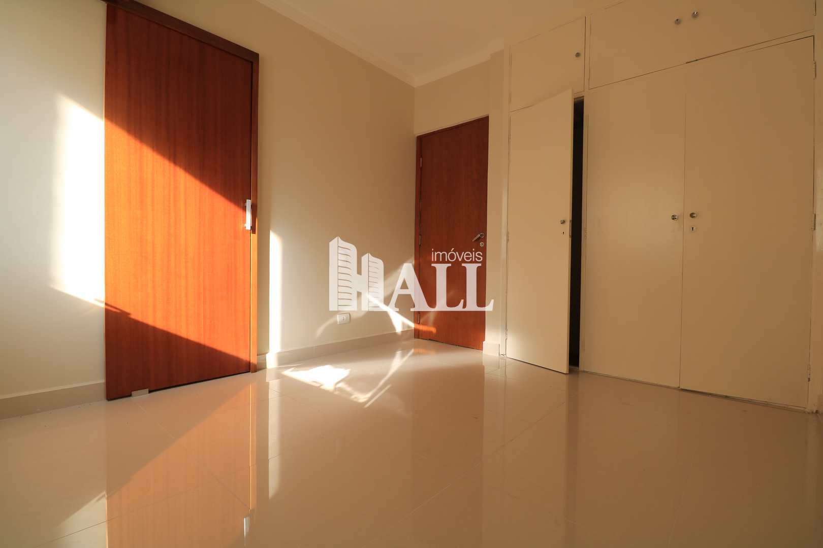 Apartamento à venda com 3 quartos, 96m² - Foto 13