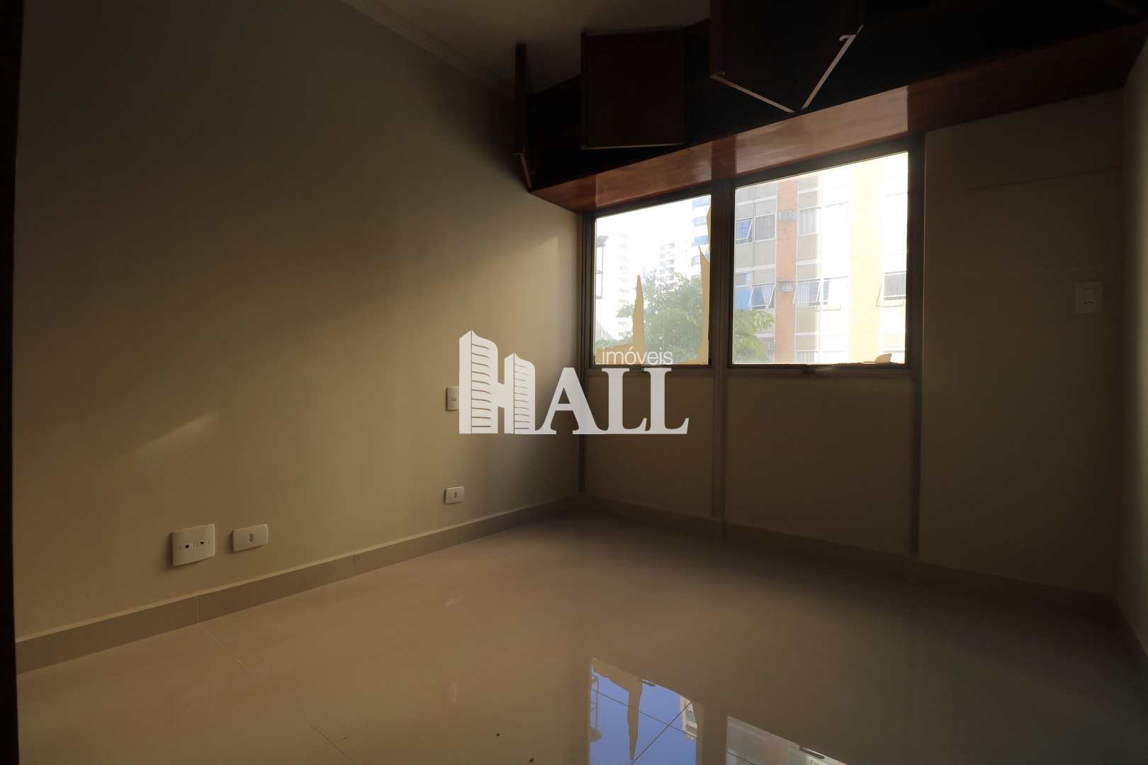 Apartamento à venda com 3 quartos, 96m² - Foto 9