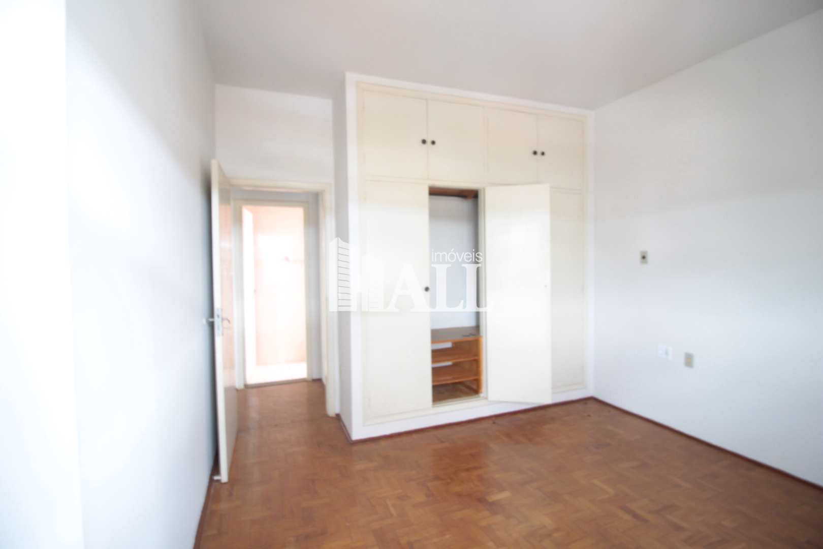 Apartamento à venda com 2 quartos, 105m² - Foto 7